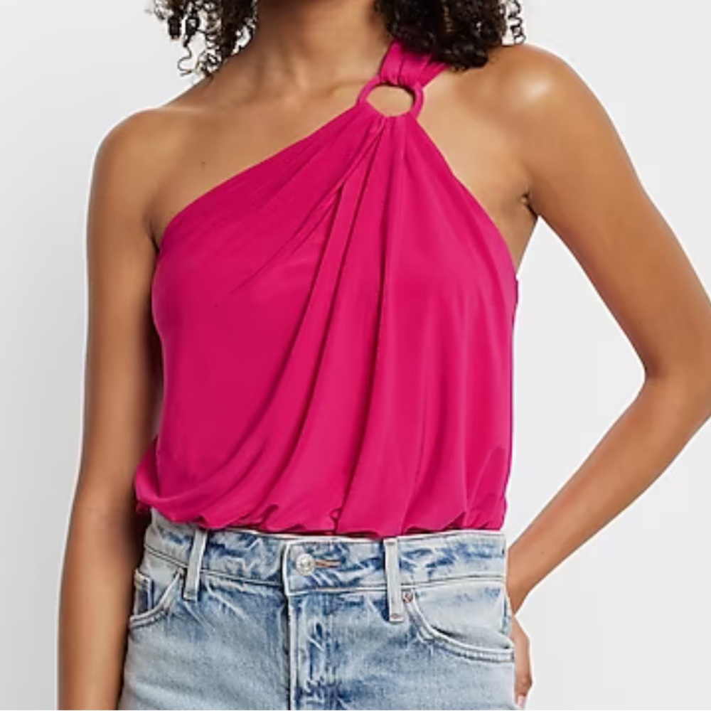 NWOT Express SKIMMING ONE SHOULDER O-RING THONG BODYSUIT